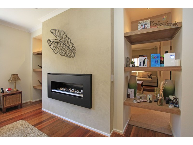 16 Victoria Cross Parade, Wodonga VIC 3690