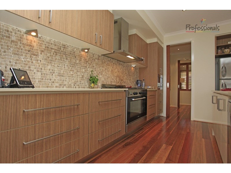 16 Victoria Cross Parade, Wodonga VIC 3690