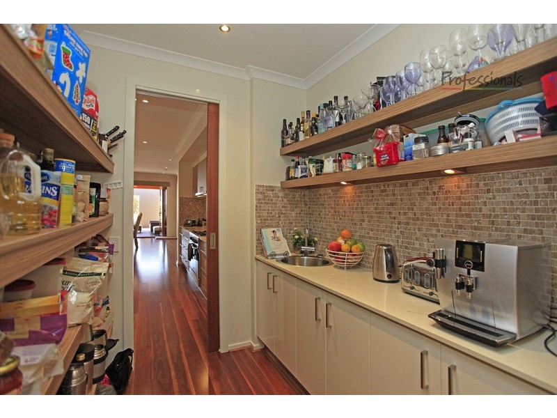 16 Victoria Cross Parade, Wodonga VIC 3690