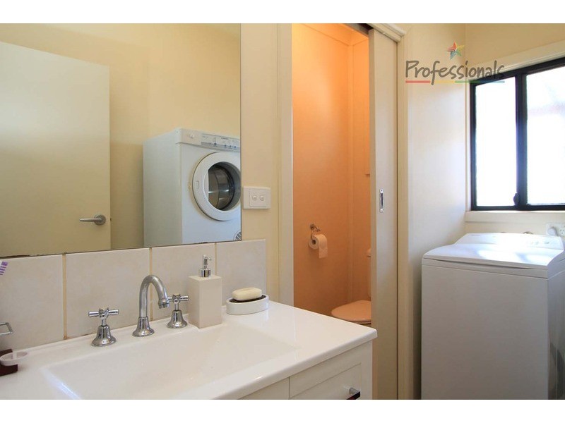 2/1 Lange  Street, Wodonga VIC 3690