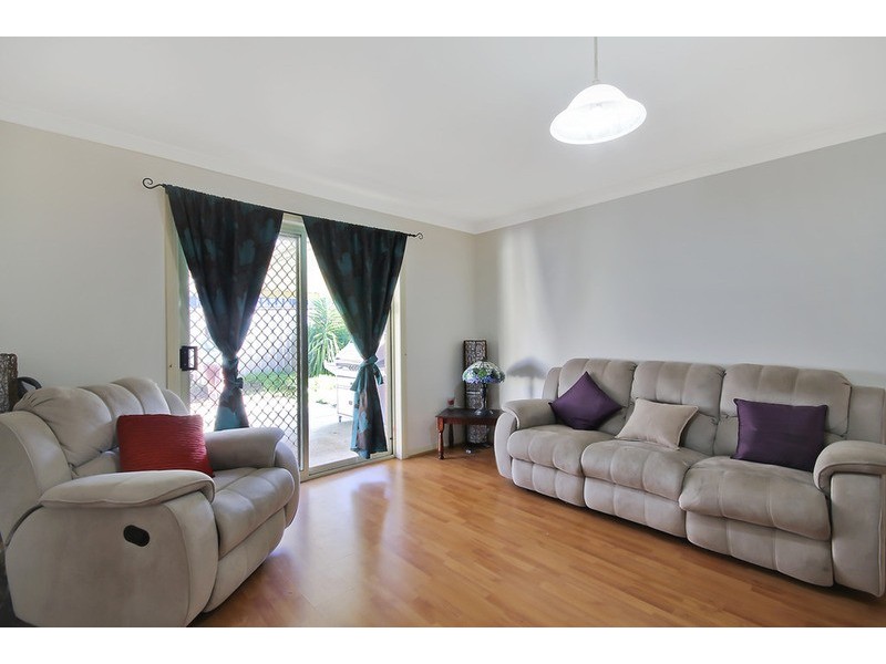 20 Faithful Street, Lavington NSW 2641