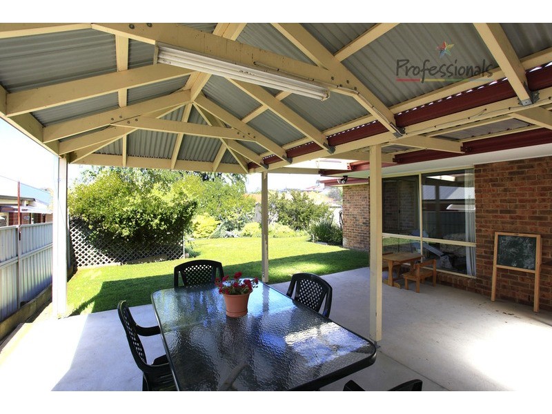 3 Sladen  Court, Wodonga VIC 3690