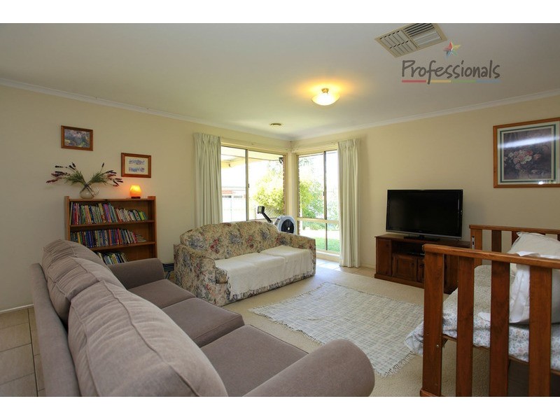 3 Sladen  Court, Wodonga VIC 3690