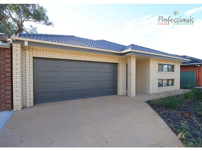 58 Victoria Cross Parade, Wodonga VIC 3690