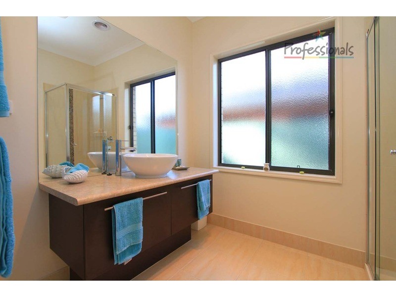 58 Victoria Cross Parade, Wodonga VIC 3690