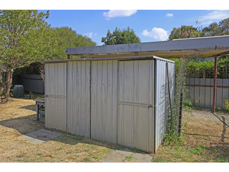 1/35 Nickless Street, Chiltern VIC 3683