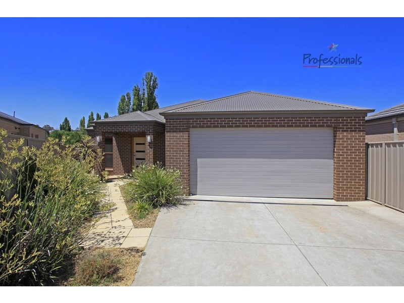 12 Grange Close, Wodonga VIC 3690