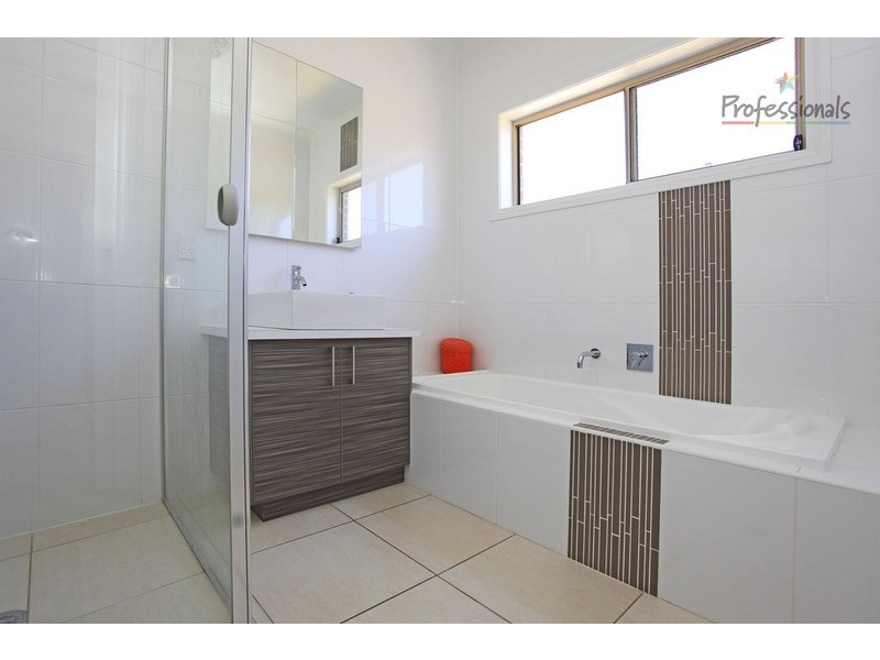 12 Grange Close, Wodonga VIC 3690