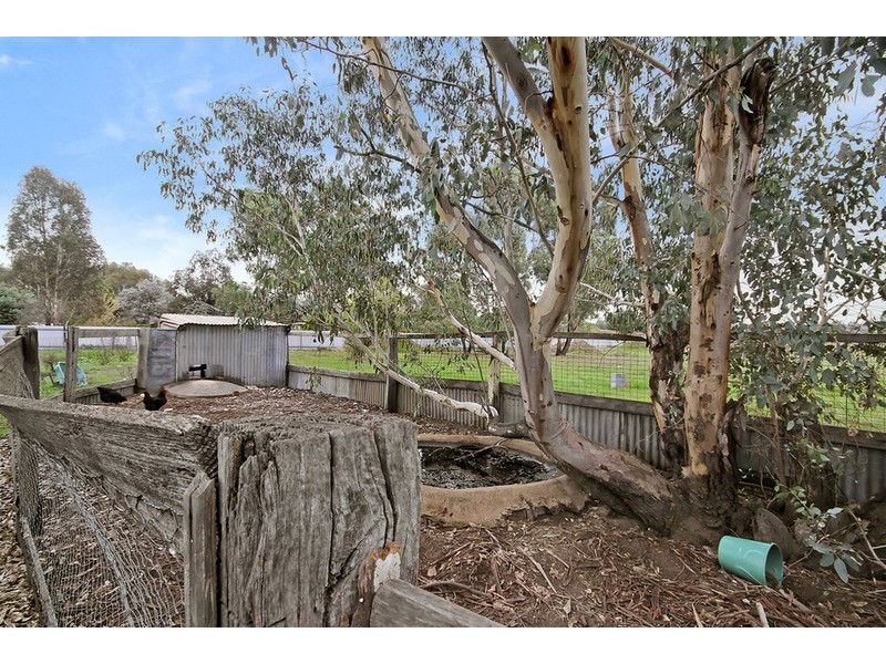 1 Nickless Street, Chiltern VIC 3683