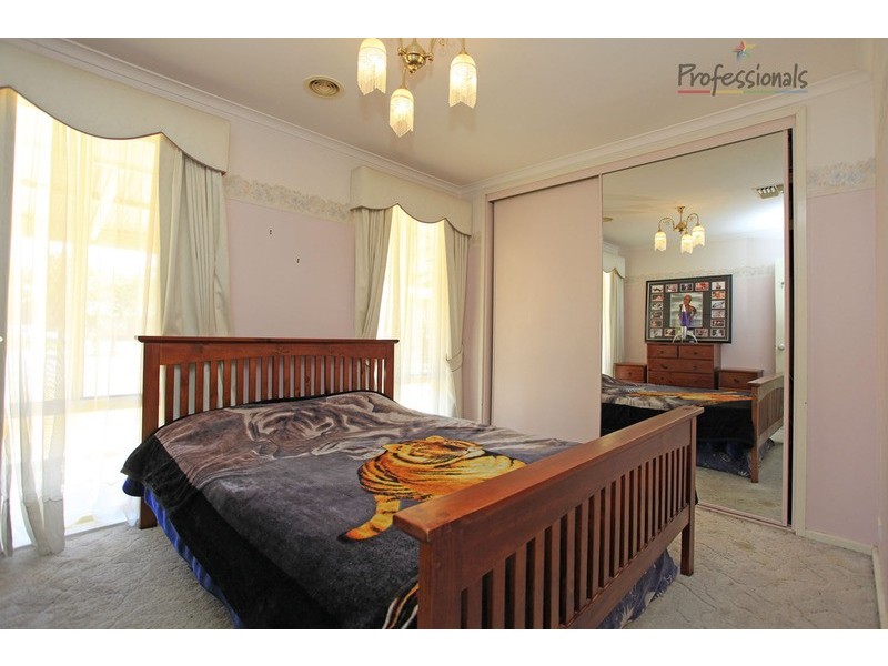 4 Riga Court, Wodonga VIC 3690