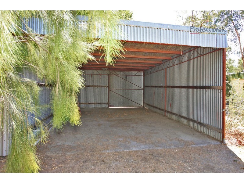 11 Burke Street, Chiltern VIC 3683