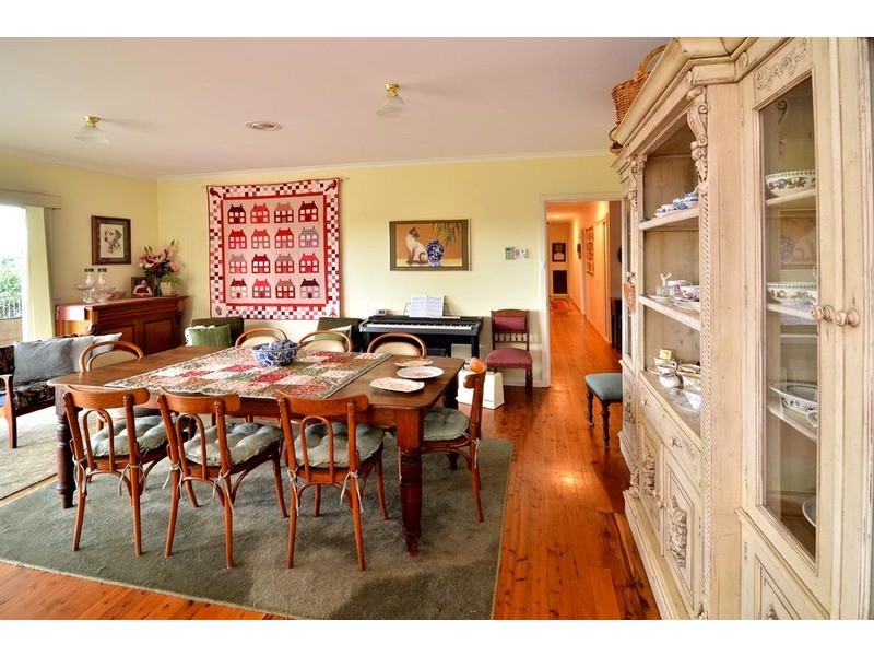 30 Hawksview Road, Wirlinga NSW 2640