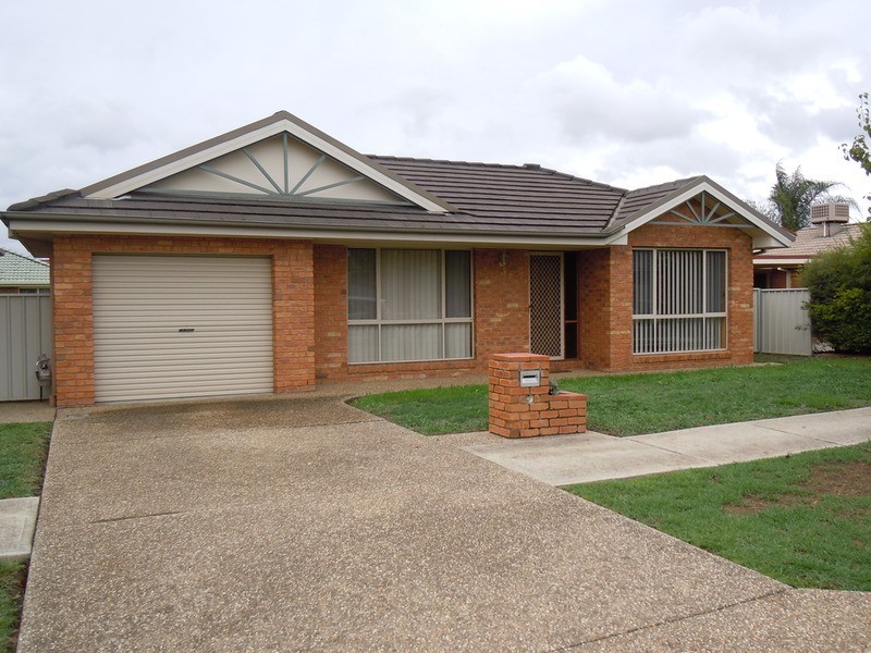 2/24 Dundee Drive, Wodonga VIC 3690