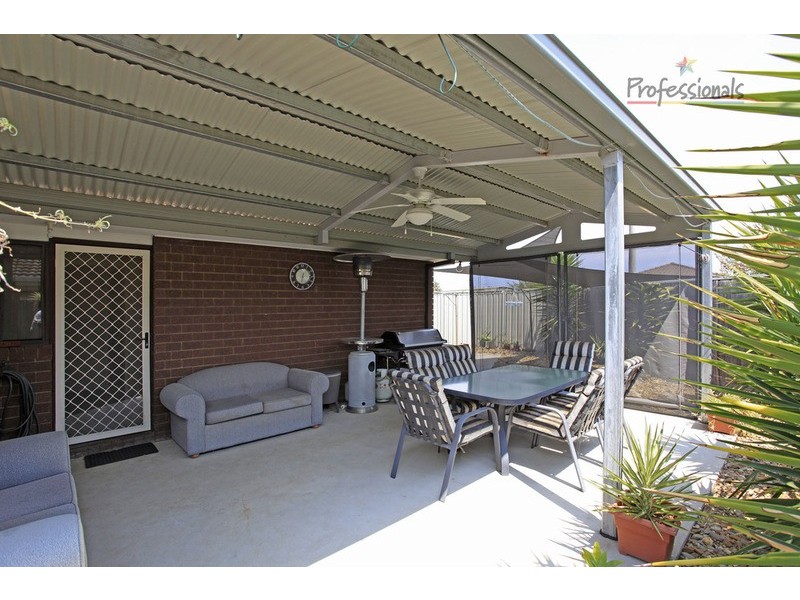 4/8 Burns Court, Wodonga VIC 3690