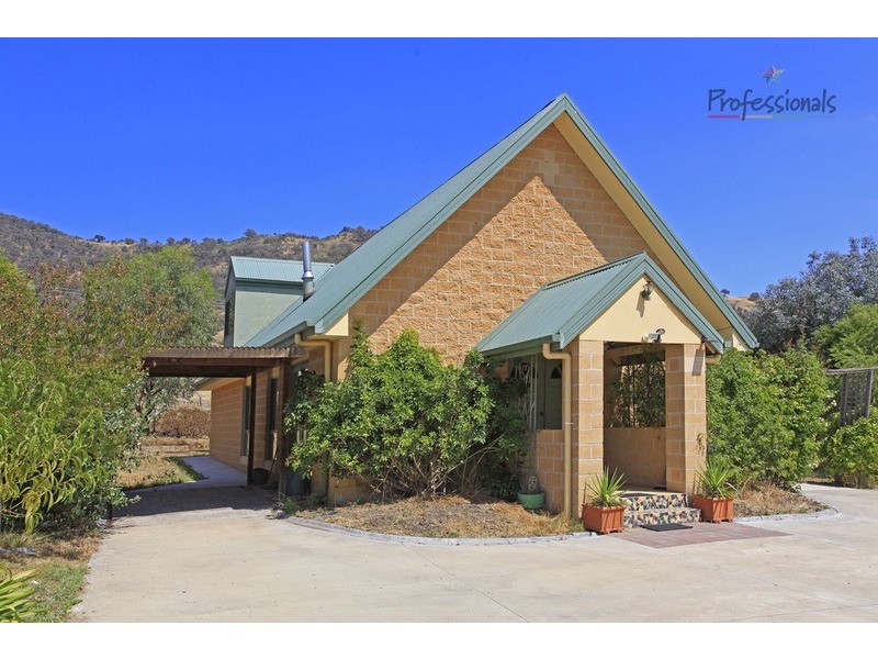 1428 Kiewa Valley Highway, Kiewa VIC 3691