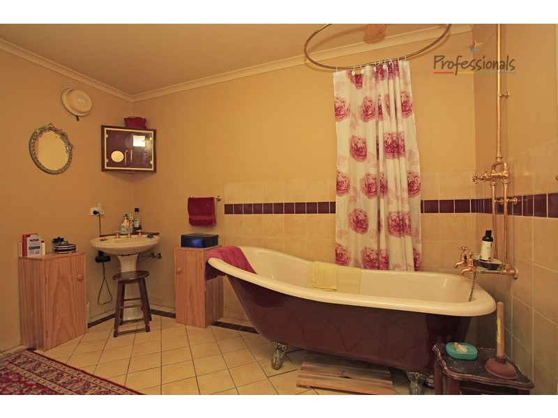 1428 Kiewa Valley Highway, Kiewa VIC 3691