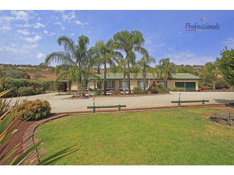 681 Huon Creek  Road, Wodonga VIC 3690