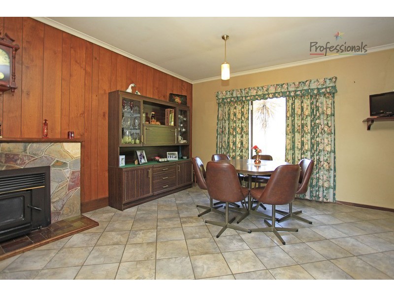 681 Huon Creek  Road, Wodonga VIC 3690