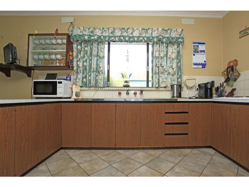 681 Huon Creek  Road, Wodonga VIC 3690