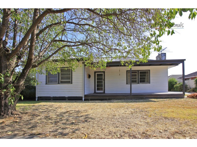 8 Bassett Street, Wodonga VIC 3690