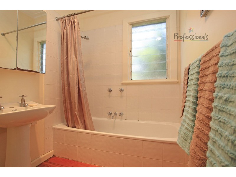 8 Bassett Street, Wodonga VIC 3690