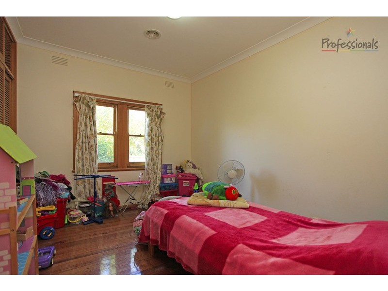 8 Bassett Street, Wodonga VIC 3690