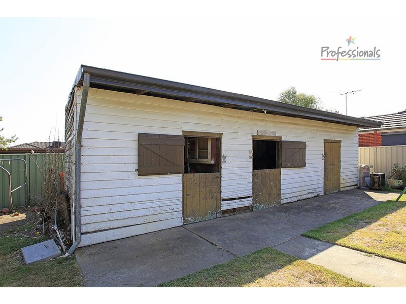 8 Bassett Street, Wodonga VIC 3690