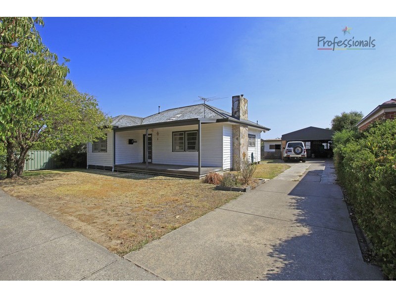 8 Bassett Street, Wodonga VIC 3690