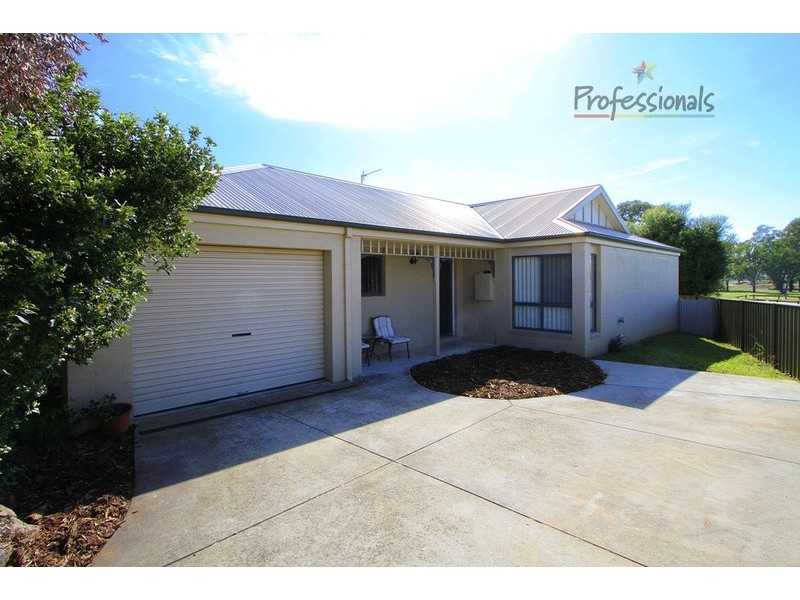 2/72 Nightingale Avenue, Wodonga VIC 3690