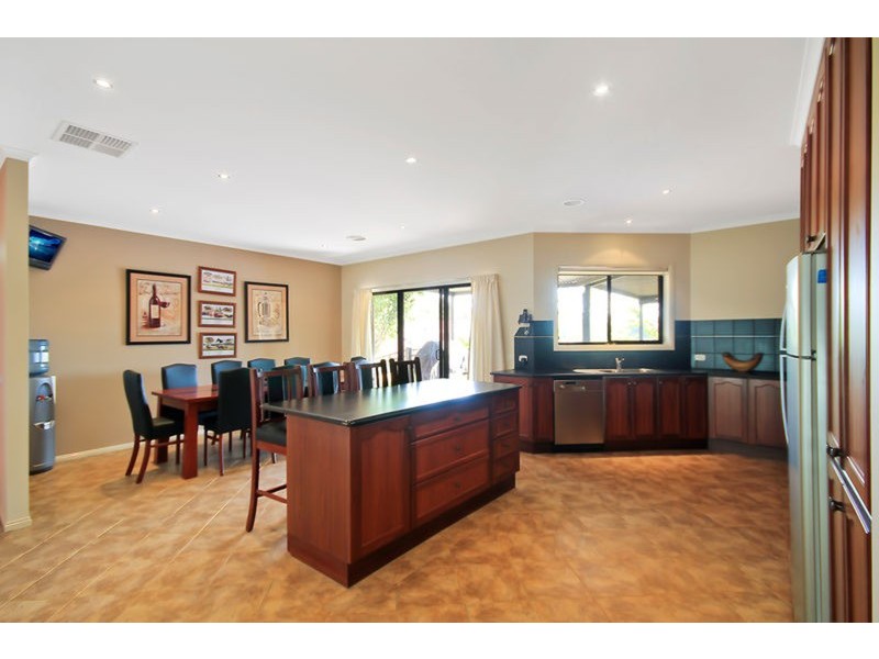 43 Sanctuary Boulevard, Wodonga VIC 3690