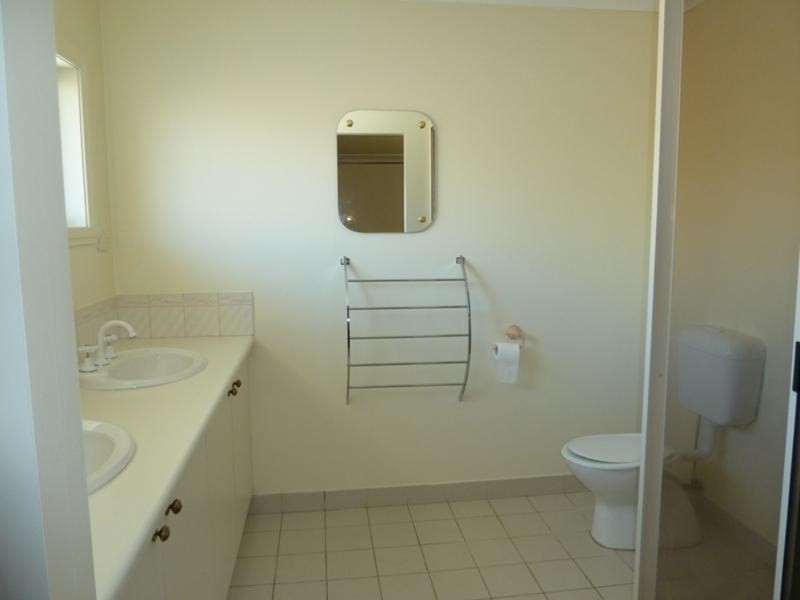 8 Skerry Street, Chiltern VIC 3683