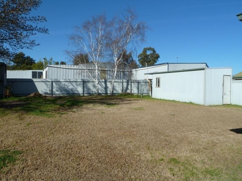 8 Skerry Street, Chiltern VIC 3683