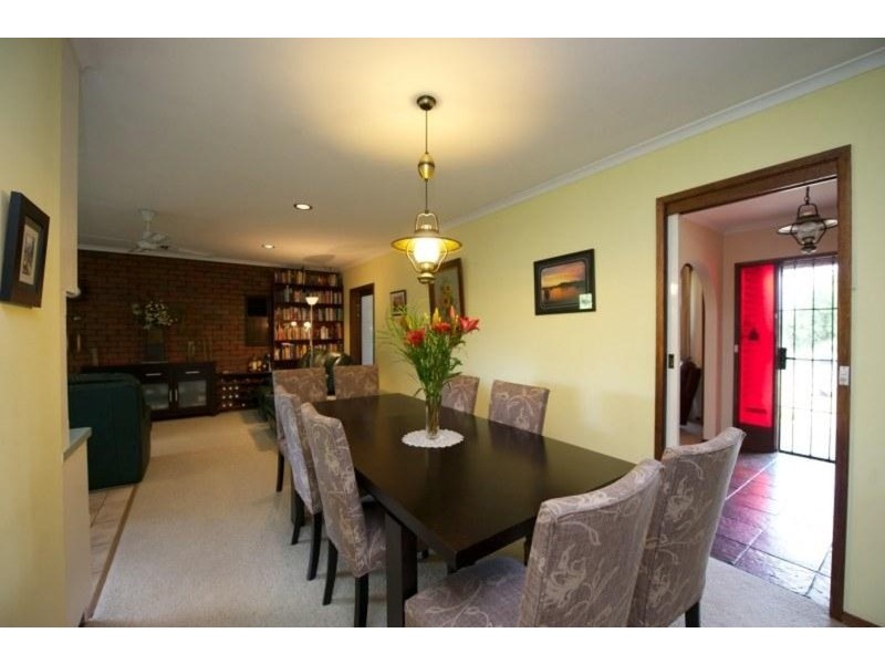 24 Magnolia Crescent, Wodonga VIC 3690