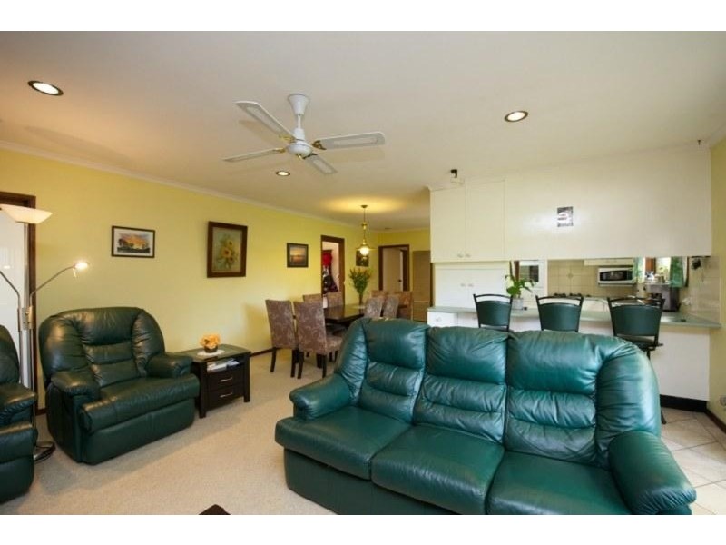 24 Magnolia Crescent, Wodonga VIC 3690