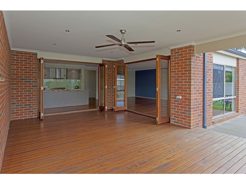 2 Tee Court, Wodonga VIC 3690