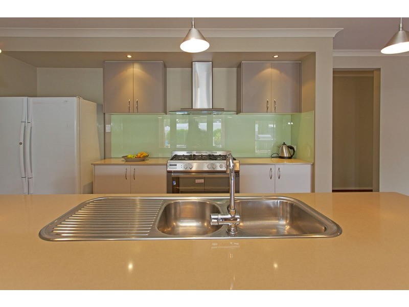 2 Tee Court, Wodonga VIC 3690