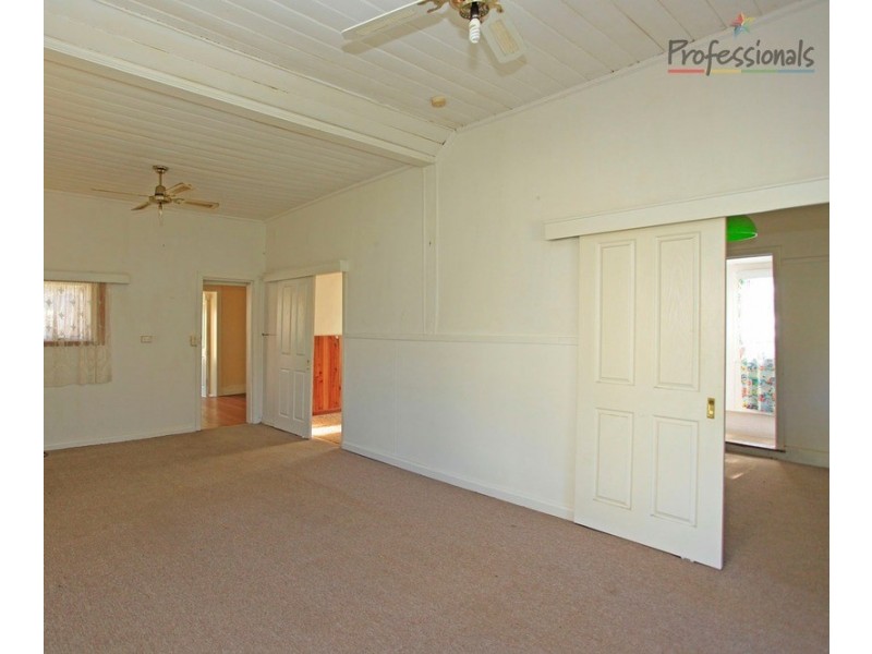 13 Matonga Street, Tallangatta VIC 3700