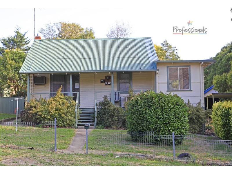 13 Matonga Street, Tallangatta VIC 3700