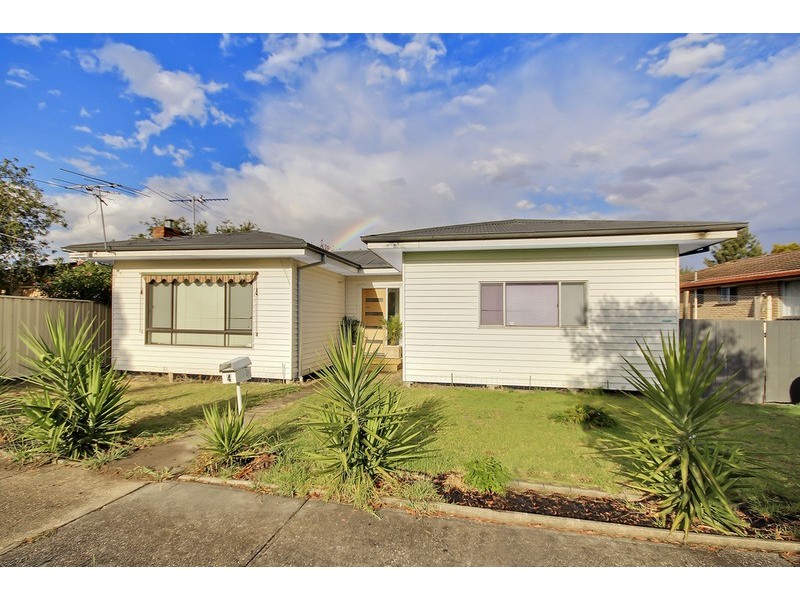 4 Glenairne Street, Wodonga VIC 3690