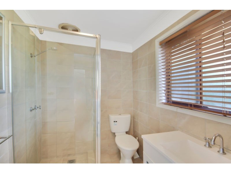 4 Glenairne Street, Wodonga VIC 3690