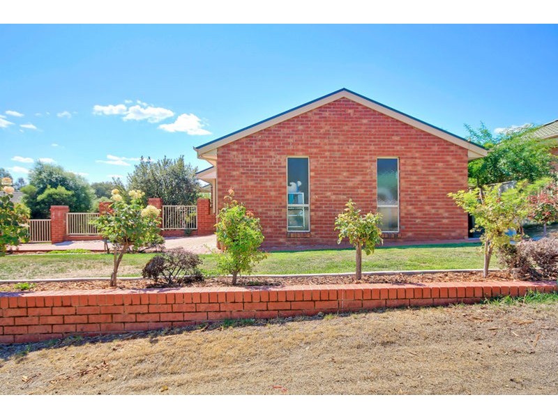 18 Mashie  Way, Wodonga VIC 3690