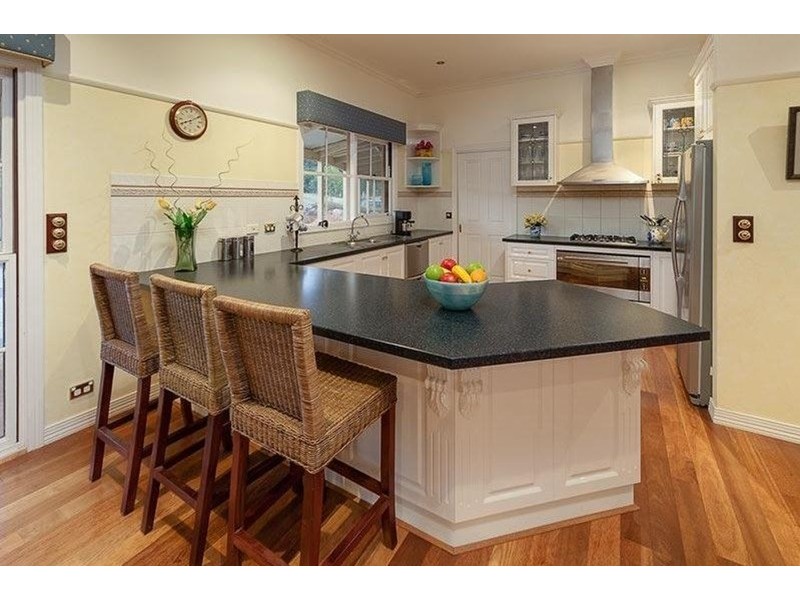 24 Manor Place, Yackandandah VIC 3749