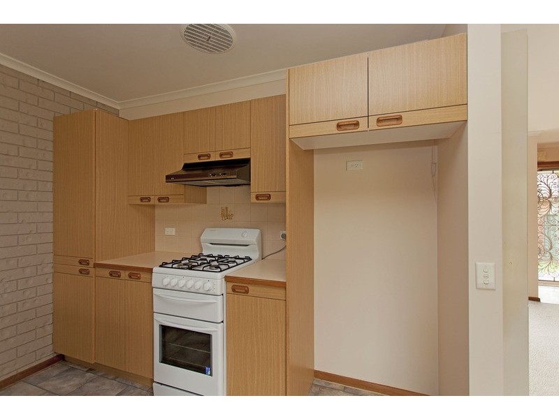 1/4 Holt Place, West Wodonga VIC 3690