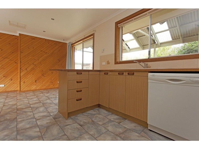 1/4 Holt Place, West Wodonga VIC 3690