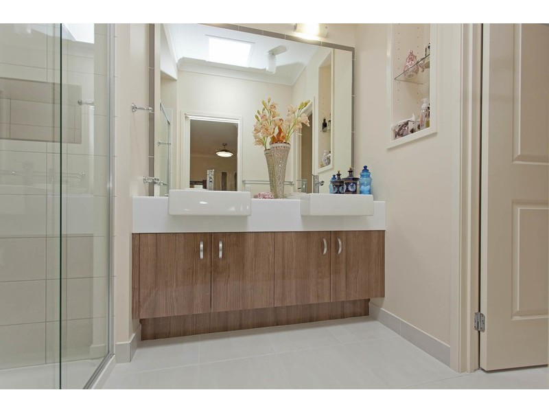 67 Victoria Cross Parade, Wodonga VIC 3690