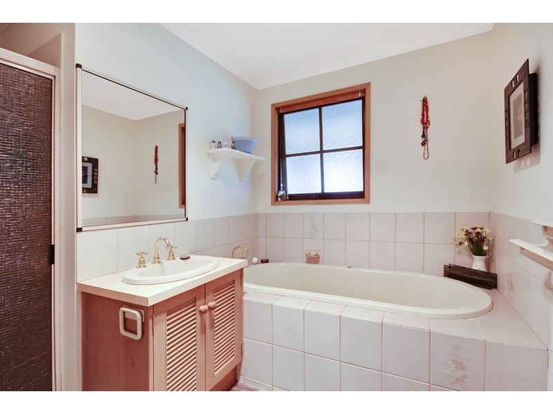 28 McMahon Place, Wodonga VIC 3690