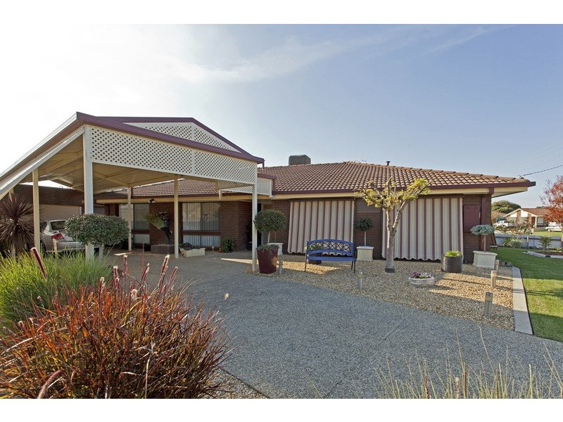 9 Pitmedden Drive, Wodonga VIC 3690