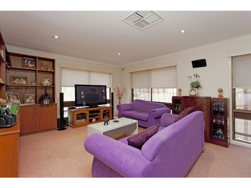 9 Pitmedden Drive, Wodonga VIC 3690