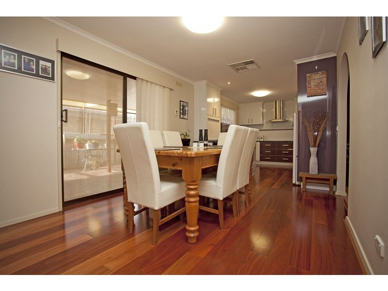 9 Pitmedden Drive, Wodonga VIC 3690