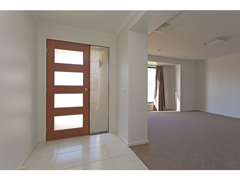 17 Inwood  Close, Wodonga VIC 3690